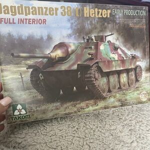 Jagdpanzer 38(t) Hetzer Building Set - Green, Brown, Black